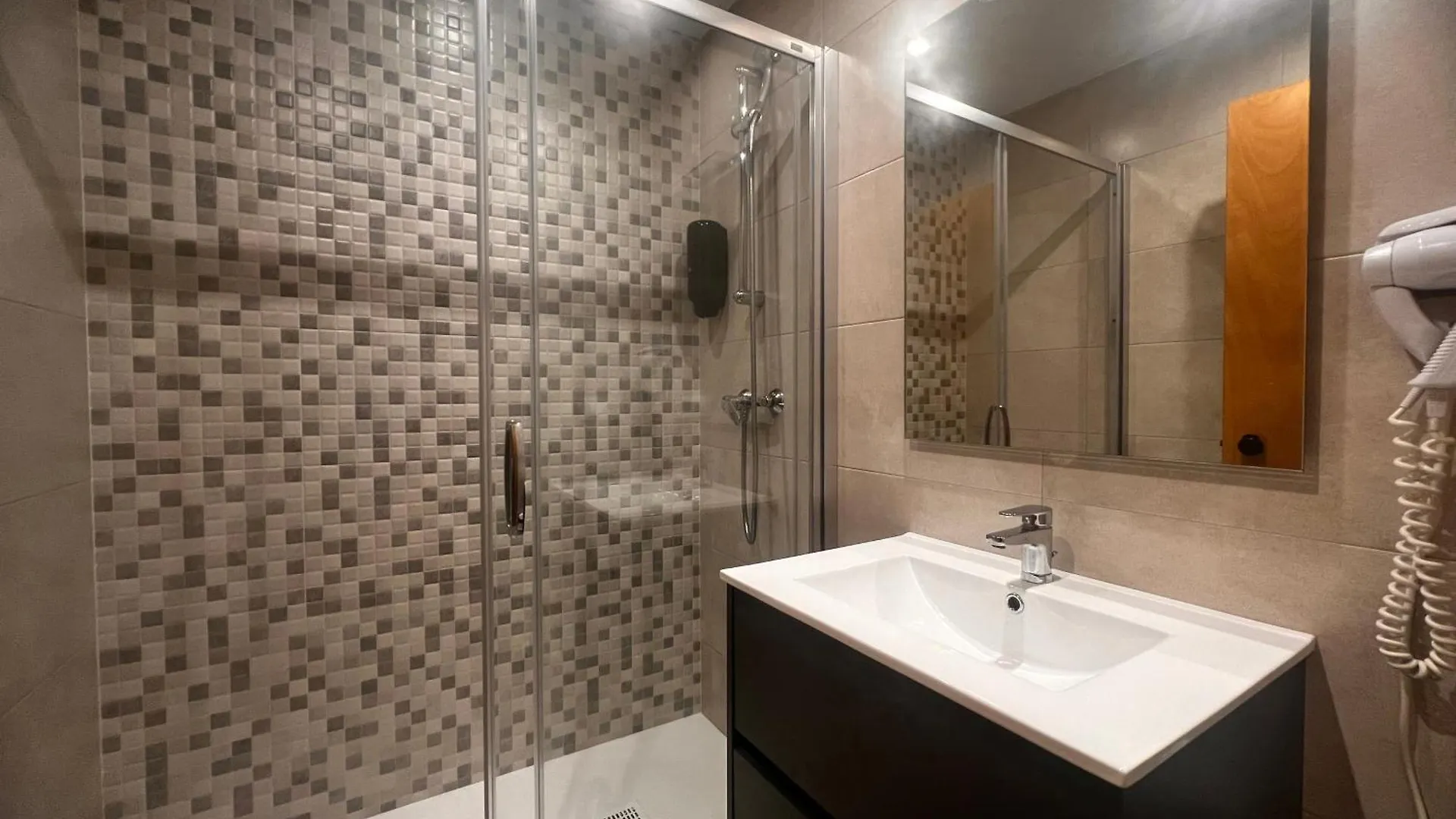 Frontera Blanca Superior Apartment Pas De La Casa 0*,